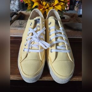 NWOB Chuck Taylor Espadrille Platform Sneaker Size 7.5